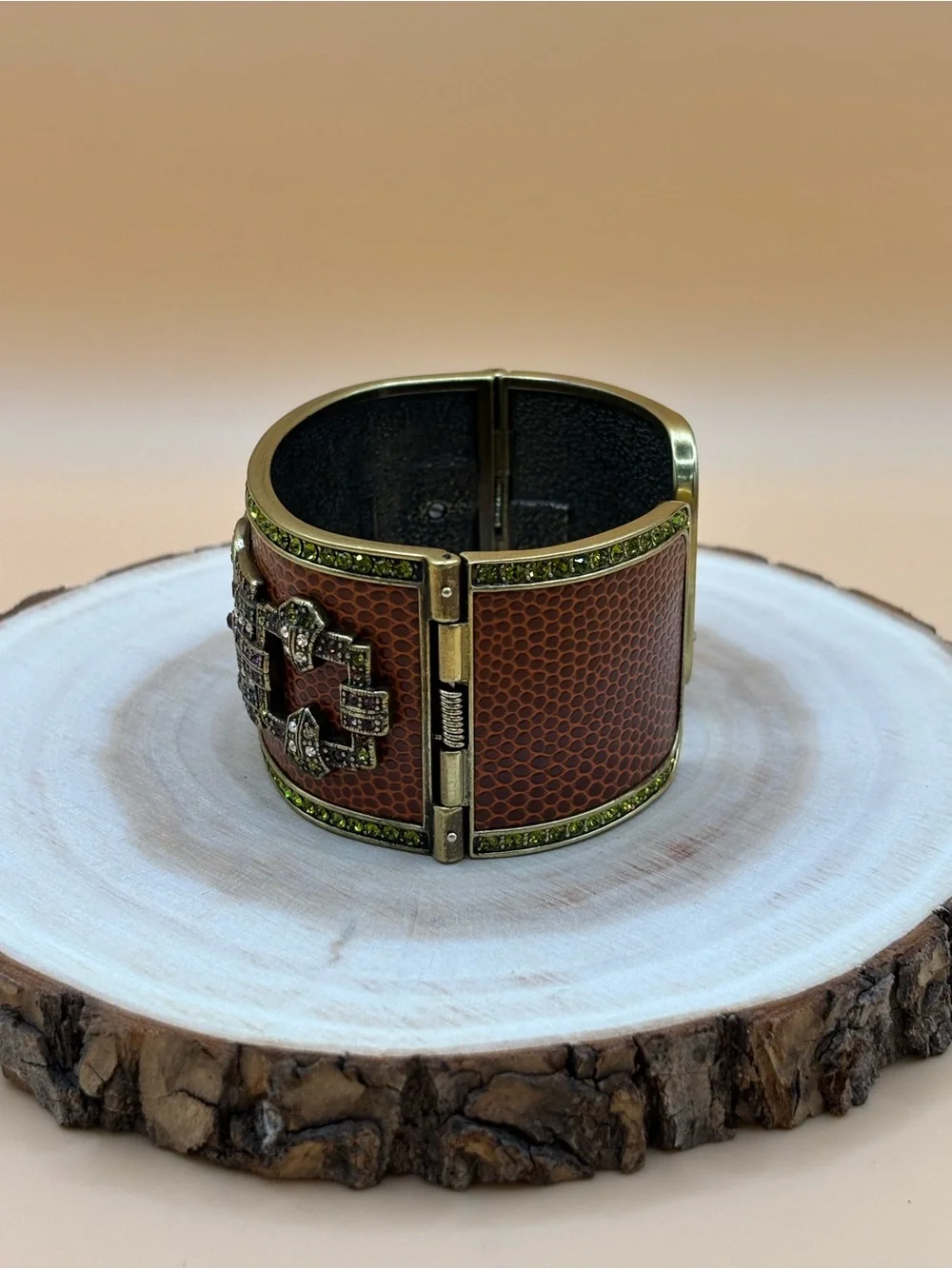 Heidi Daus NIB “Enve-lope Me” Wide Cuff Bangle Bracelet Brown Olivine Topaz